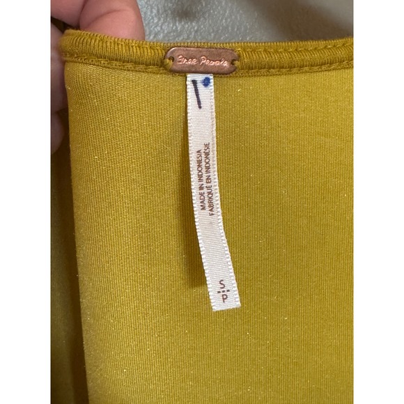 Free People Velvet Puff Sleeve Ruched Sweetheart Neckline Mustard Yellow Size S - Picture 4 of 6